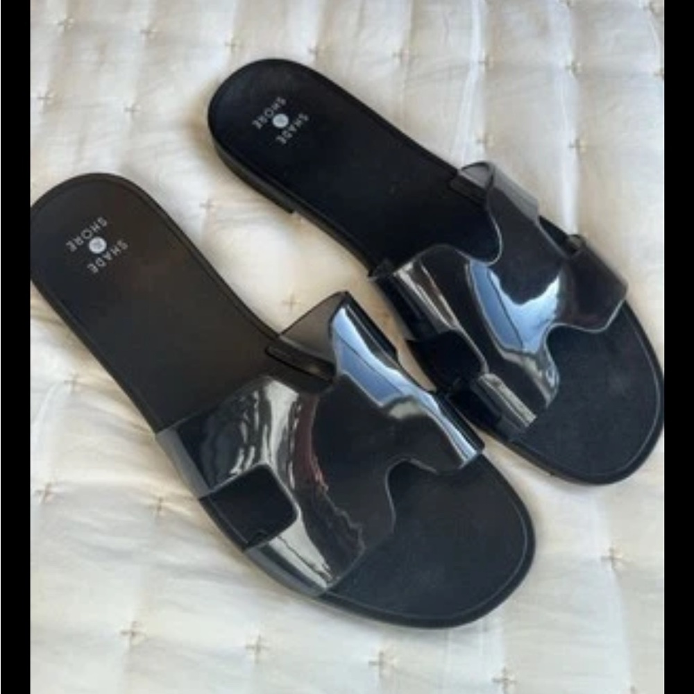 Shade & Shore Black Jelly Sandals with Wave Design New